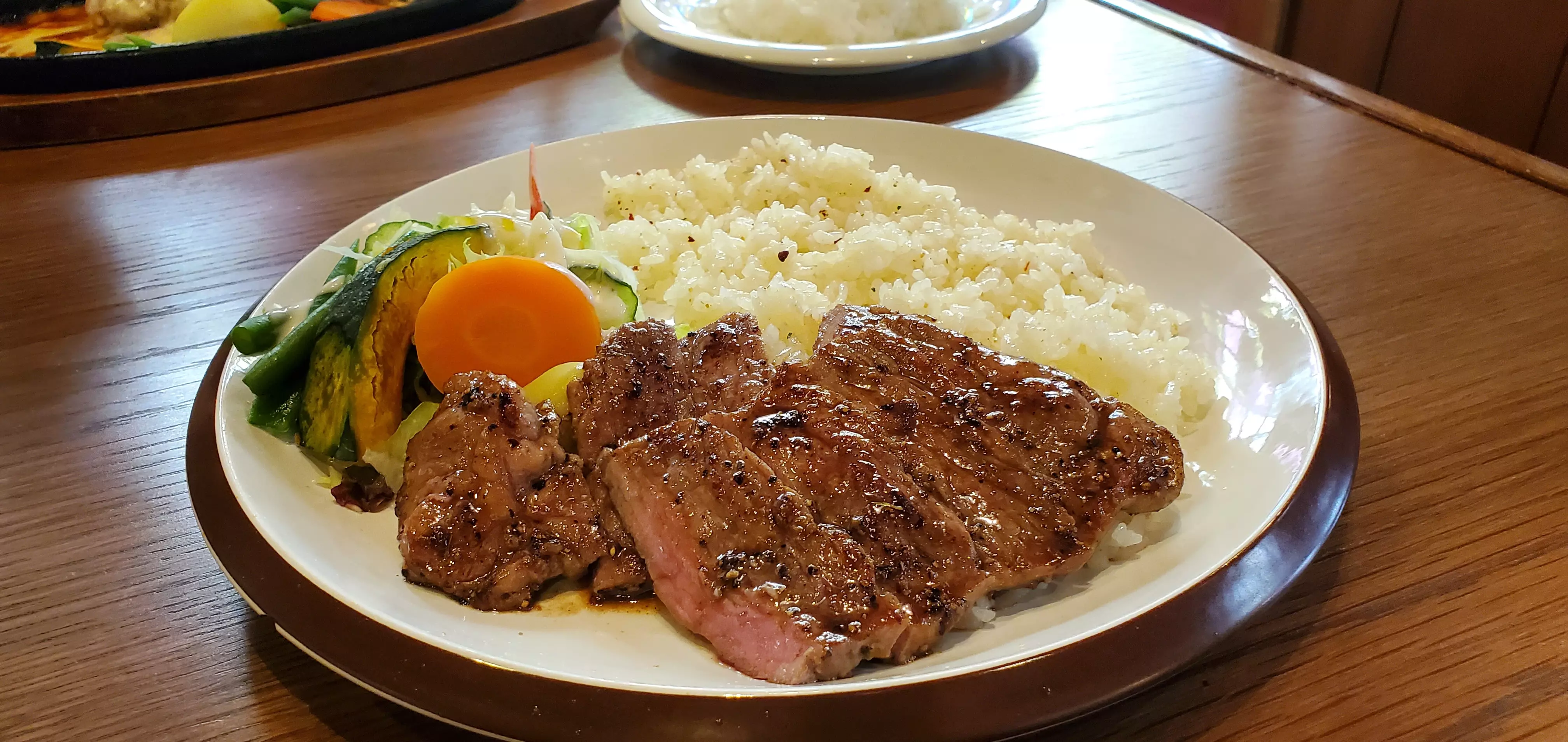 平野屋ランチ-ステーキ